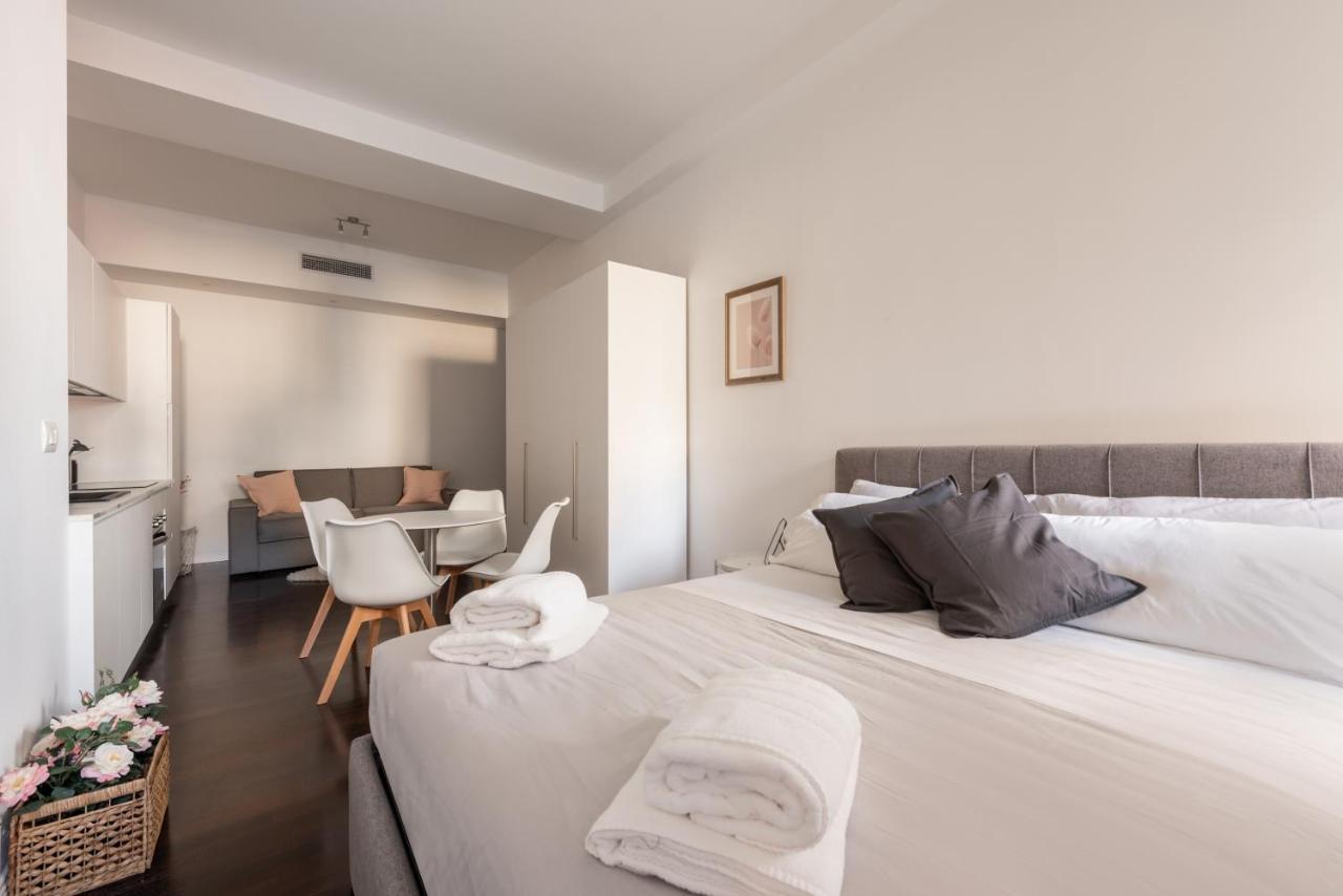 We Home - Bandello House, Corso Magenta Milano Exteriör bild